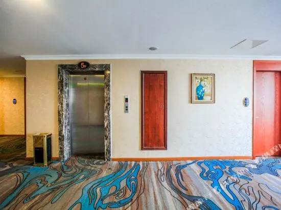 Elan Hotel (Yangzhou Yangzijiang Middle Road Food Street)