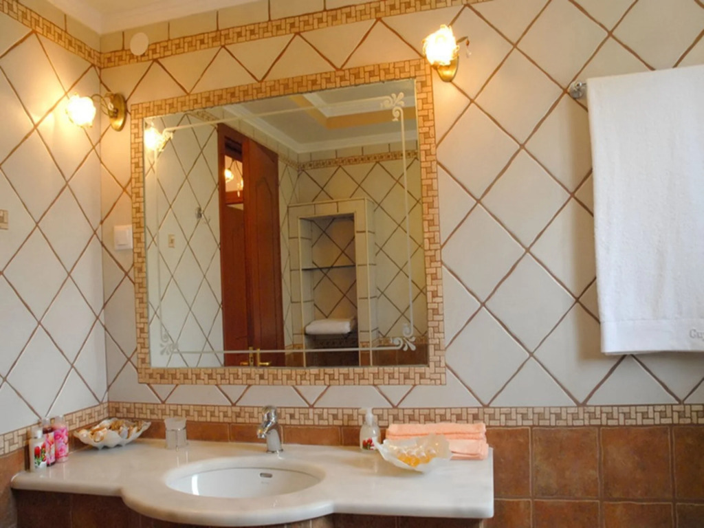 Romanza Villa