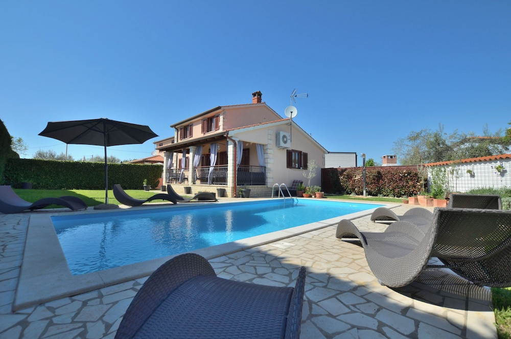 Villa Mia