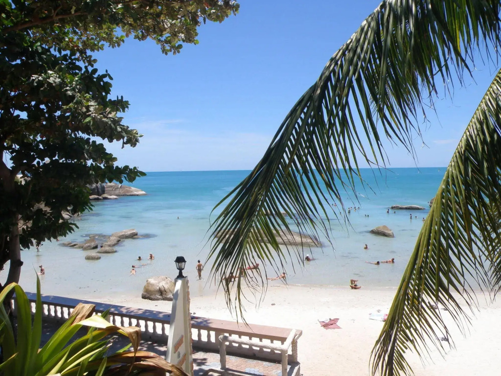 Pink House Guest House Lamai - Pool & Sea View