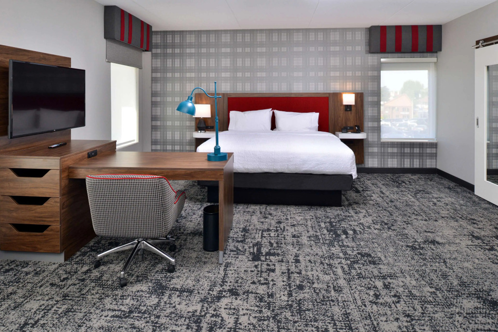 Hampton Inn & Suites Greensboro Downtown, Nc