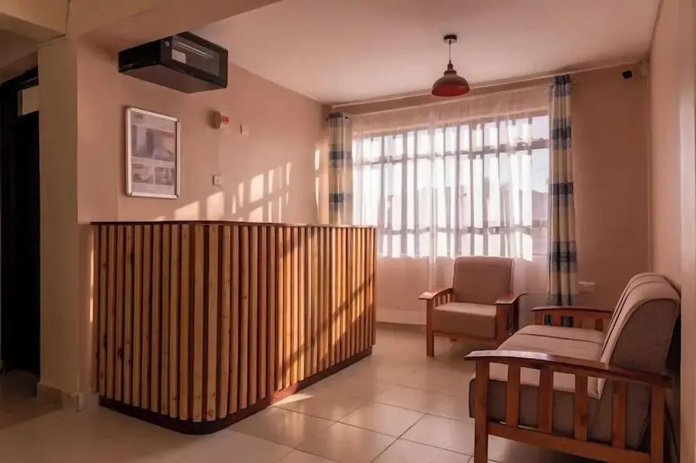 Elris Guest House & Hotel