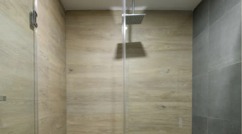 1597-7 Luxury Upper East Studio W D in Unit