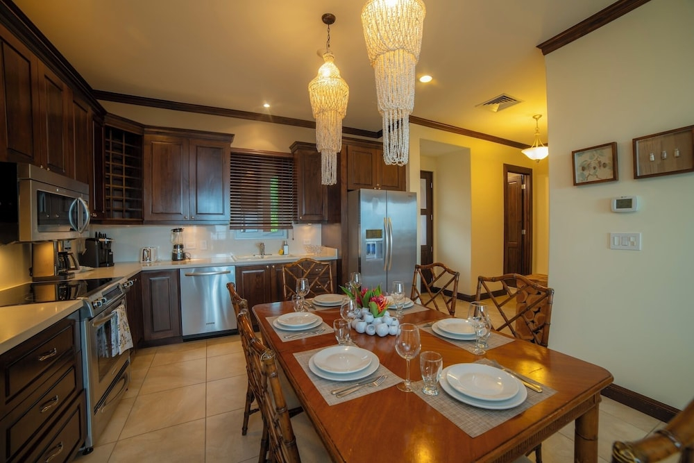 Altavista 5D 3 bdr Ocean View in Los Sueno