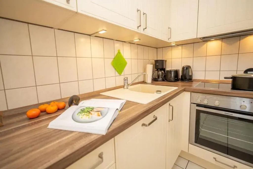 Wohnung 3 im EG Haus Stranddistel, komfortable Ferienwohnung fur 2 Personen in Zingst