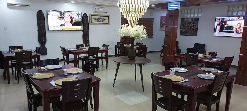 Peace Media Hotels Gwarimpa