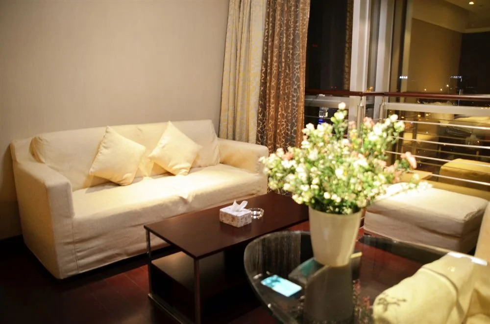 CQ Apartment Xingguang Branch