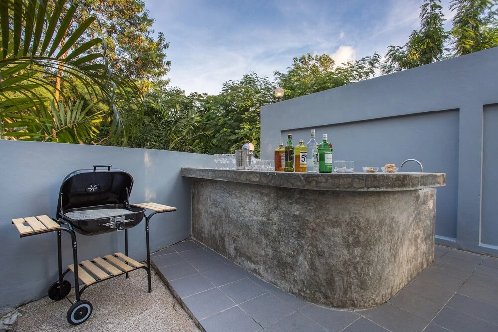 3BR Villa Marine with Private Pool, Waterfalls in NaiHarn Beach