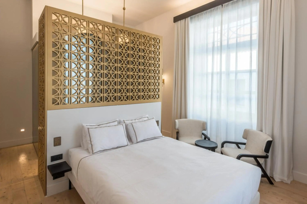 S Paul City Hotel