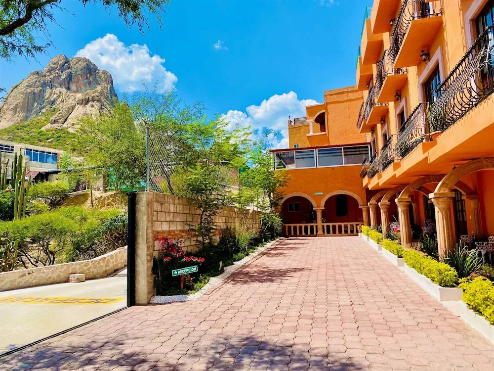 Hotel Hacienda Real