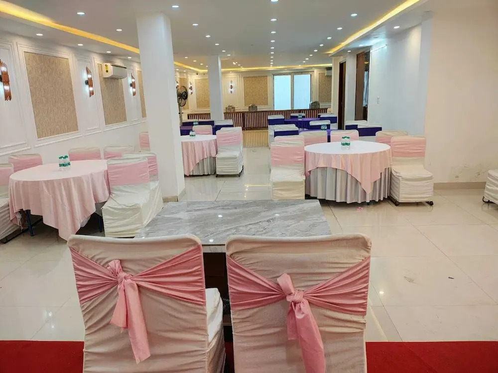 The Hoften Elite Millennium City, Gurugram