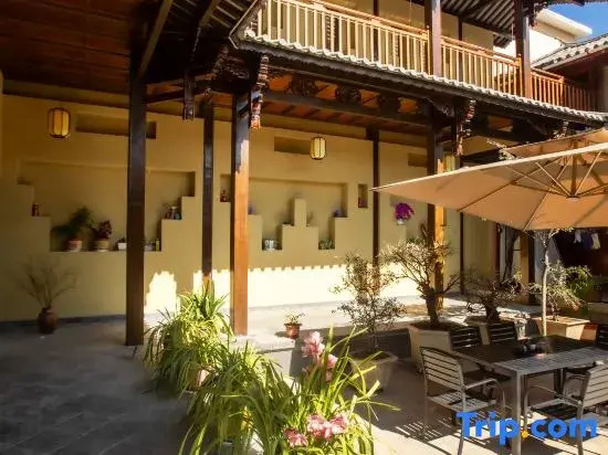 Jianchuan No.1 Riverview Bai-style Courtyard (Shaxi Ancient Town)