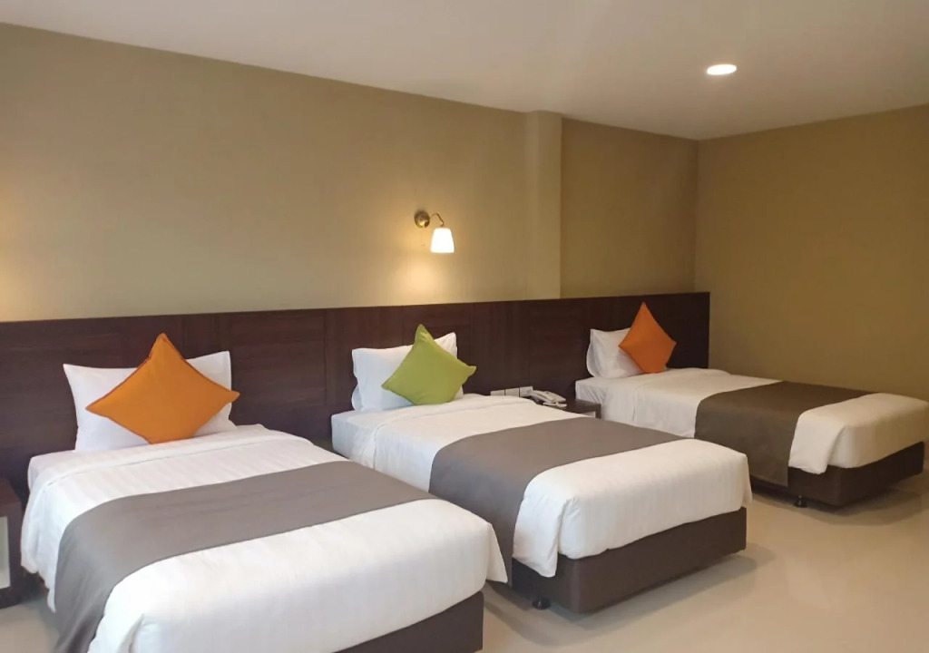 S Bangkok Hotel, Navamin