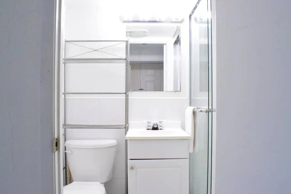 Central Basement Unit in Little Italy Close To Subway
