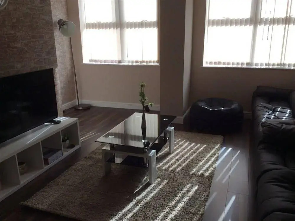 Windsor Crescent Apartments