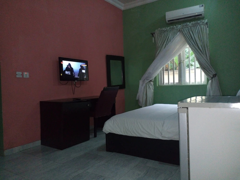Eliata Hotel & Suites