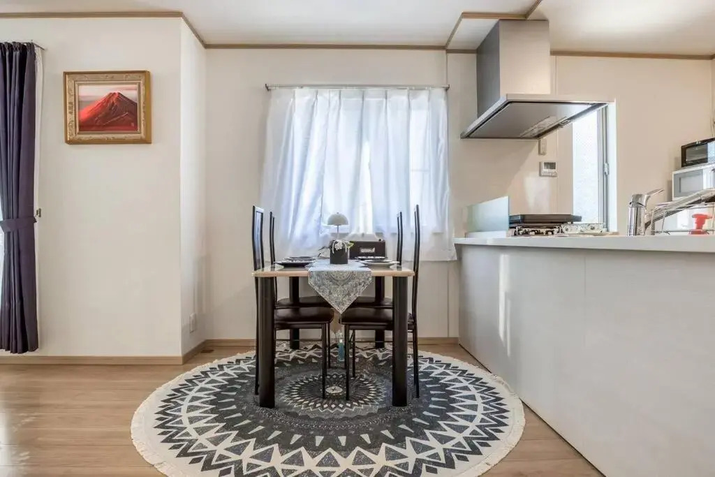 Ikebukuro Station 7 minutes by walk 110 sqm villa