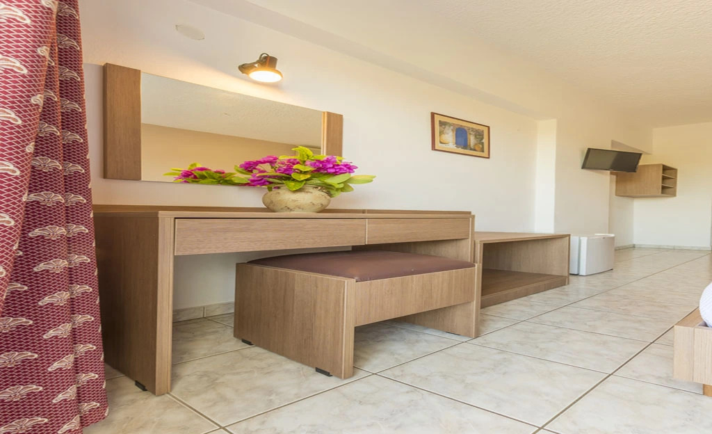 Hotel Tina Flora