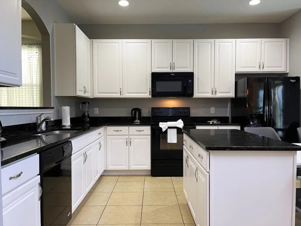 Beautiful 6 Bd Pool Spa Gm Solterra Resort-4396AC home