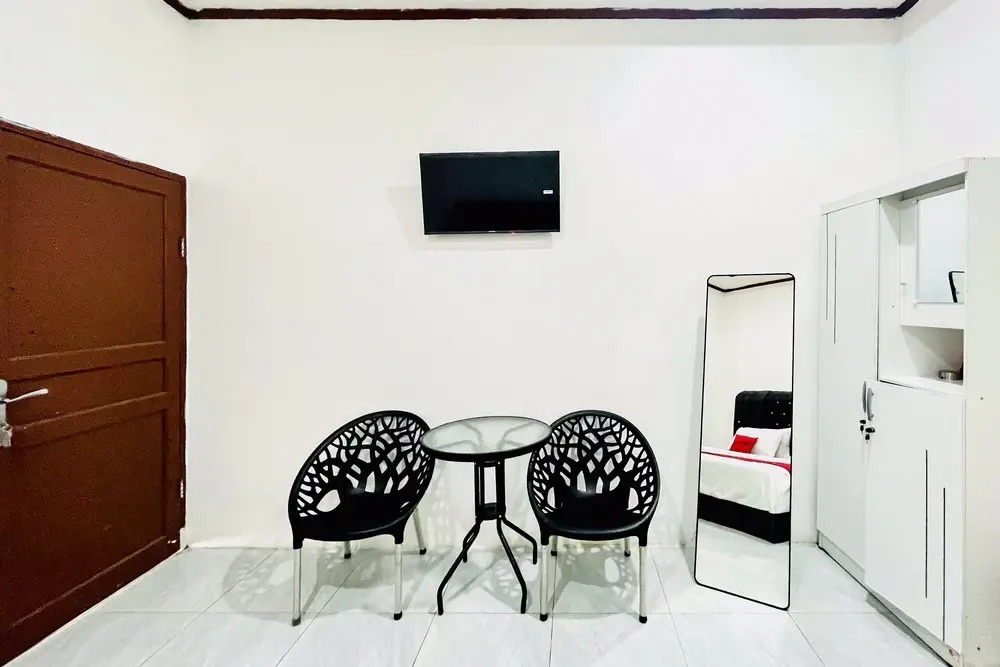 RedDoorz at Hardi Homestay near Funland Berastagi