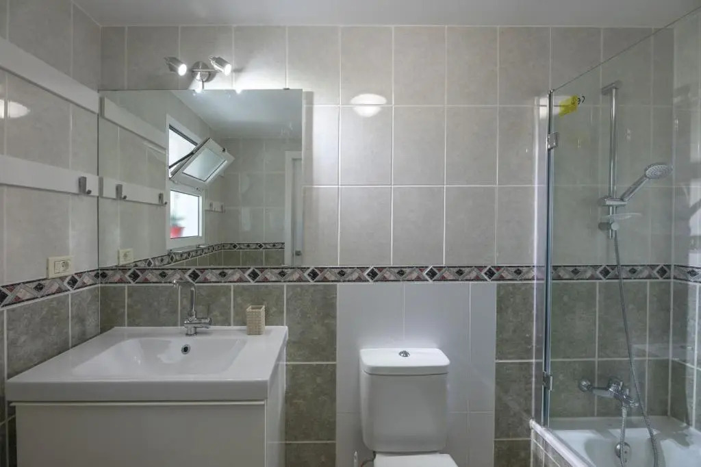 ampio luminoso 3 camere 3 bagni giardino quiete Wi-Fi