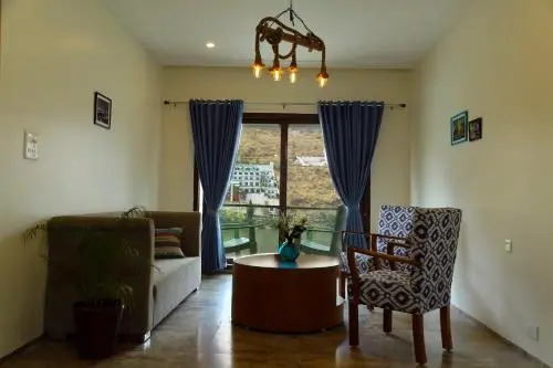 Sojourn By The Lake, Bhimtal
