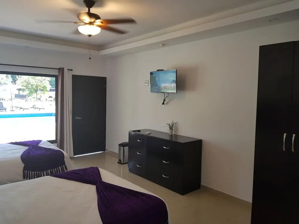 Yolonam inn