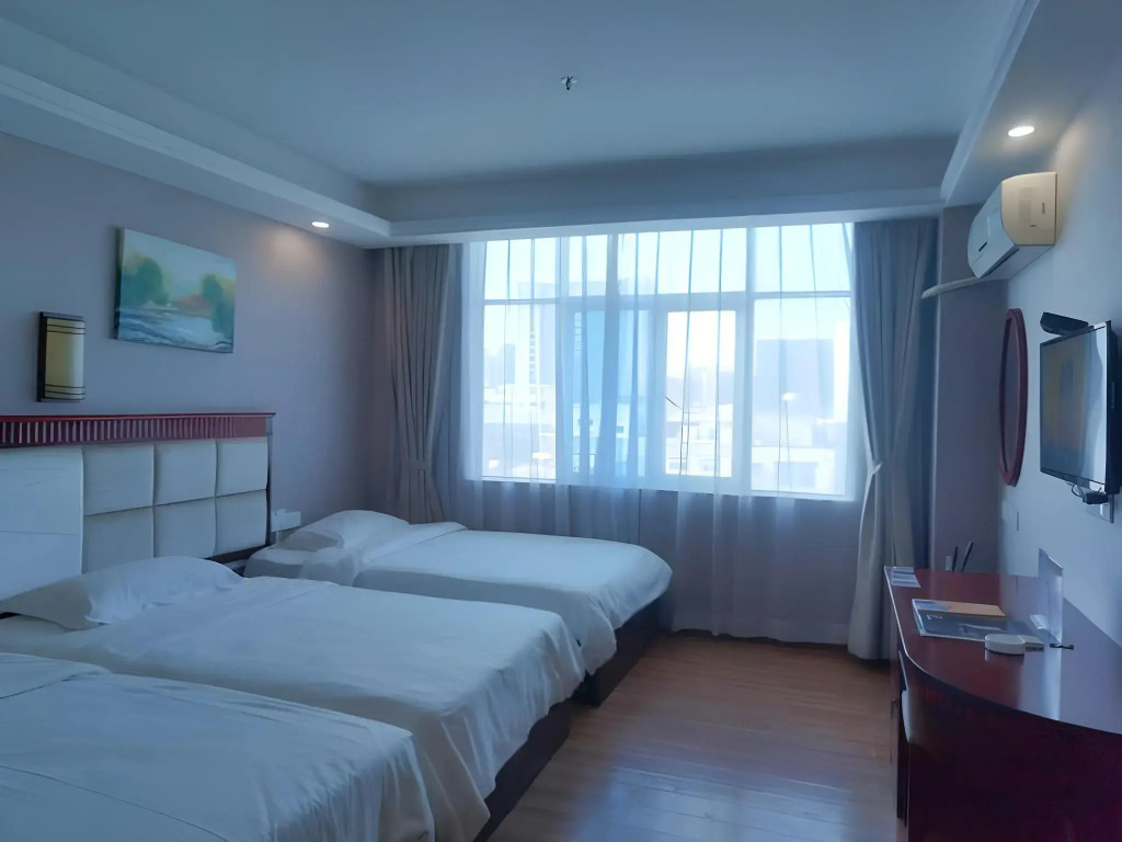GreenTree Inn Huizhou Chenjiang Intercity Rail Station Hotel