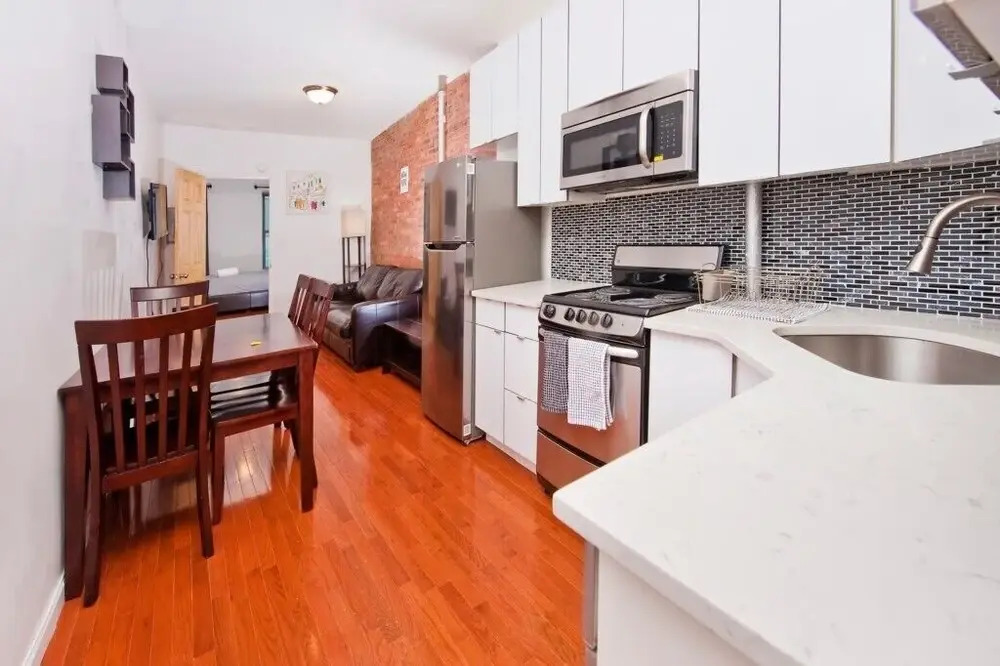 Cozy 2 BR on East Harlem
