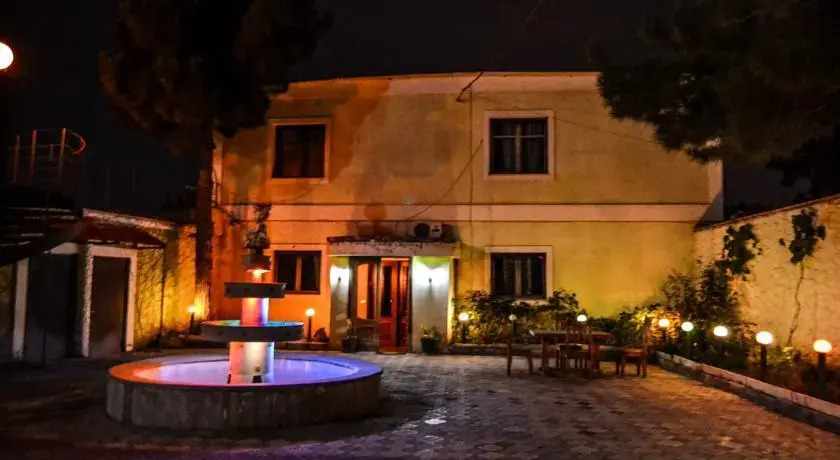 Hotel Old Home