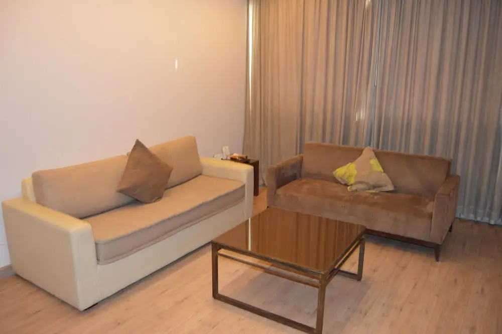 Country Lodge Bsalim