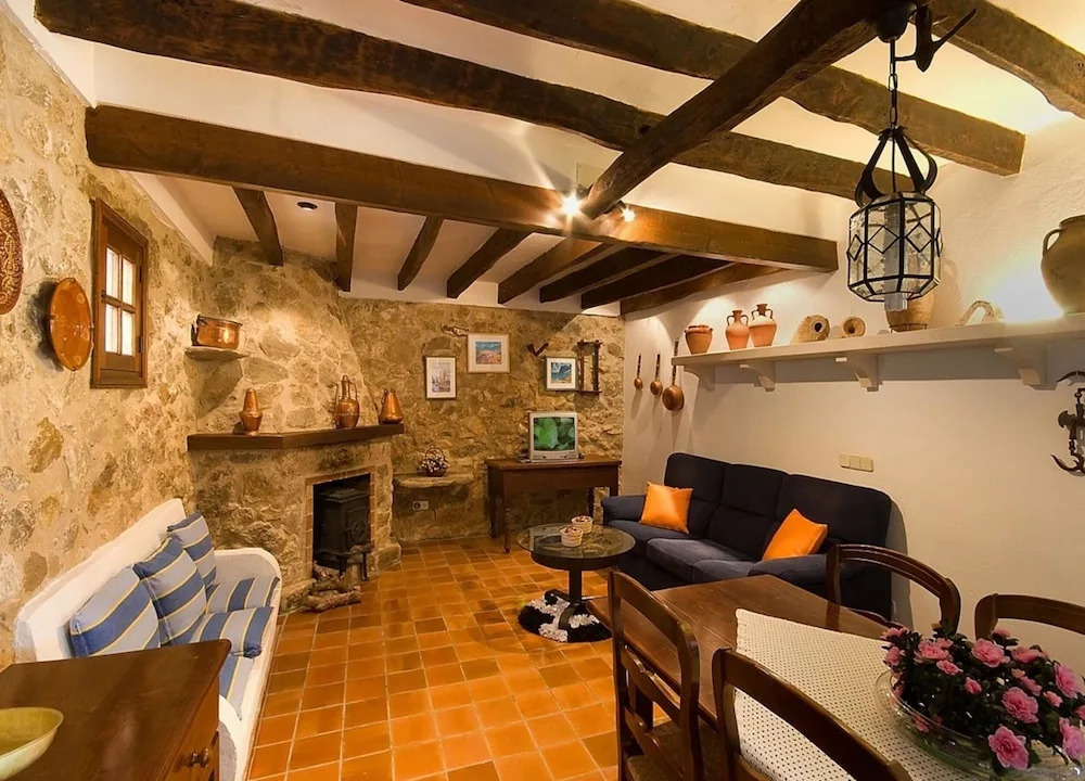 Villa - 3 Bedrooms with Pool and WiFi - 103216