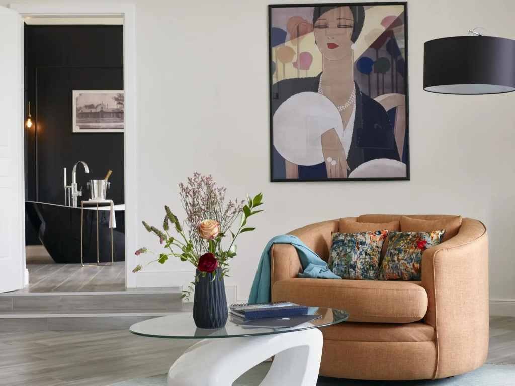 7Seasons Central Suites