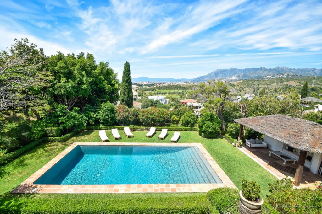 20000 - A Real Oasis In Colonial Style