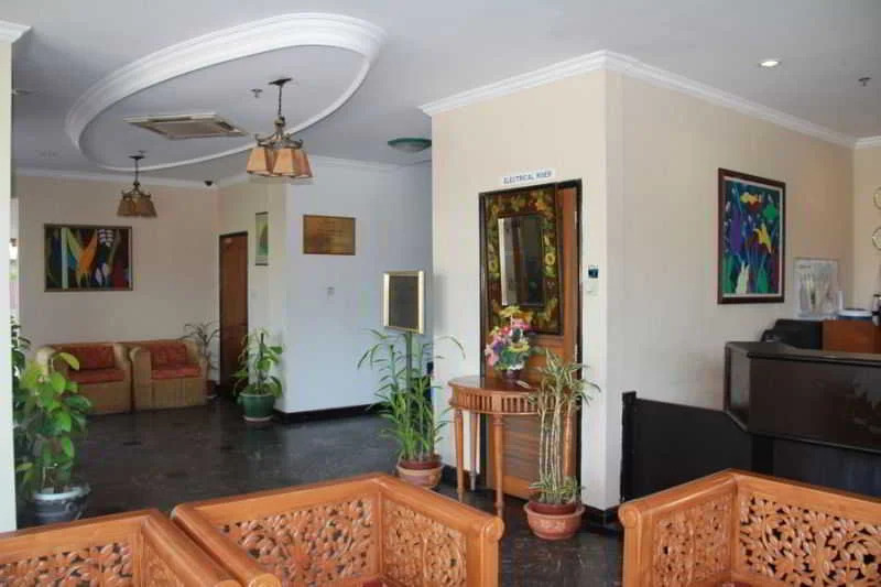 D'Anggerek Hotel