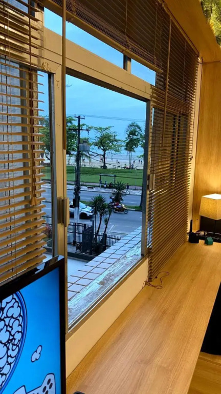Studio moderno na avenida da praia - Boqueirão