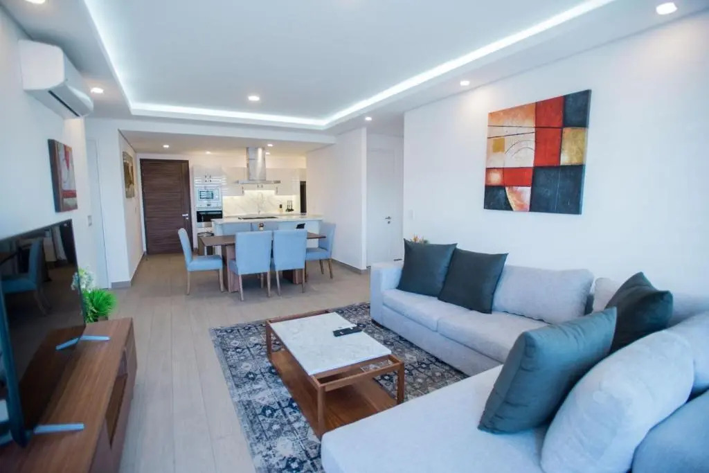 Real View Towers W208 by Casago