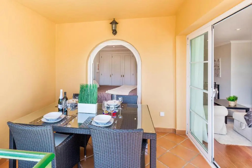 SAM2- 2 bedroom apartment close to Puerto Banus