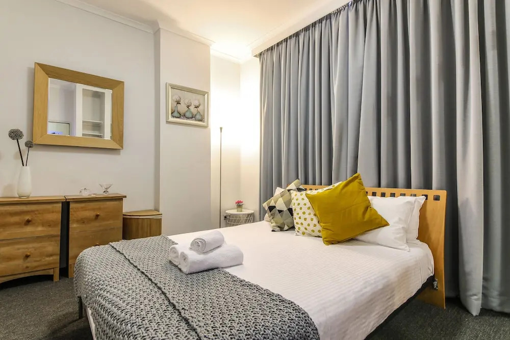 Pyrmont Resort 2
