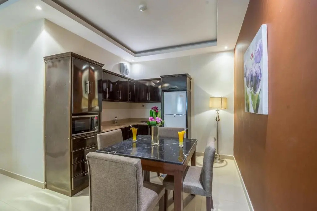 Al Muhaidb Residence Al Malaz 1 - Economic