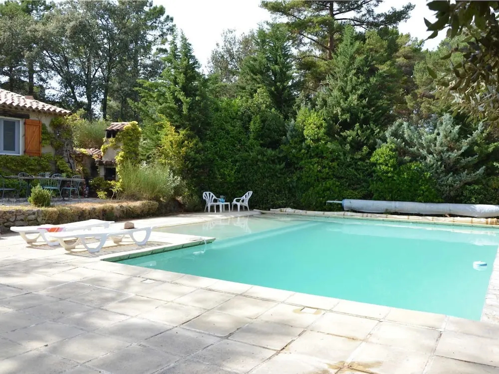 Pretty Holiday Home in Tourtour France Near Lake St. Croix