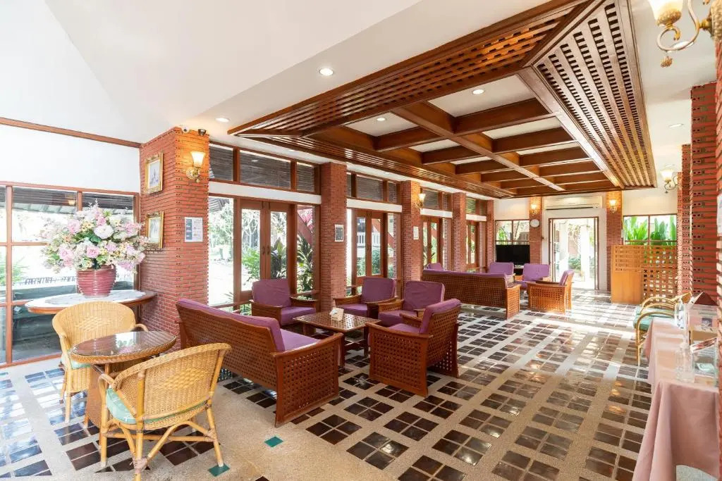 Thara Cholapruek Resort