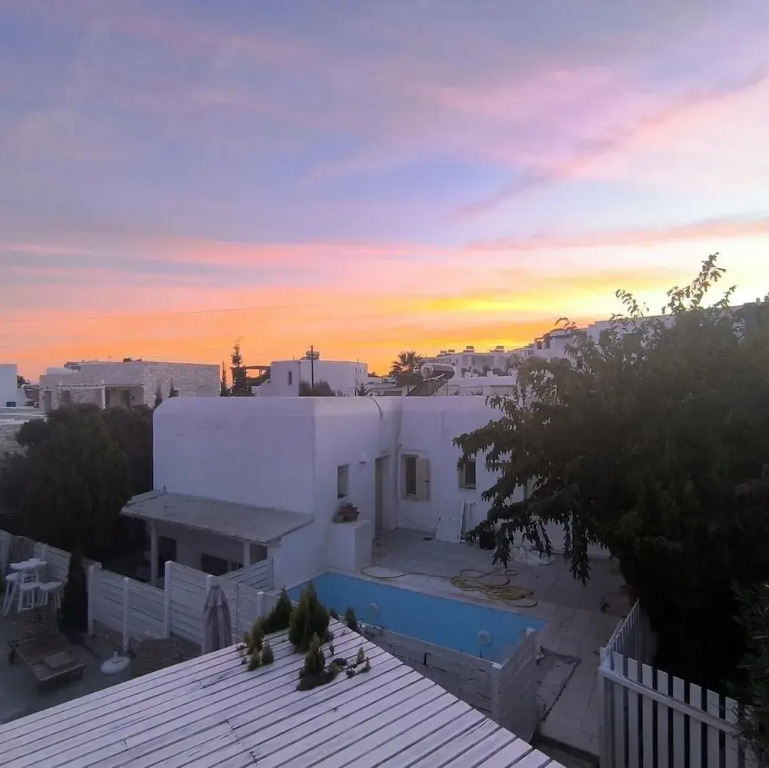 Theros Casa Logaras