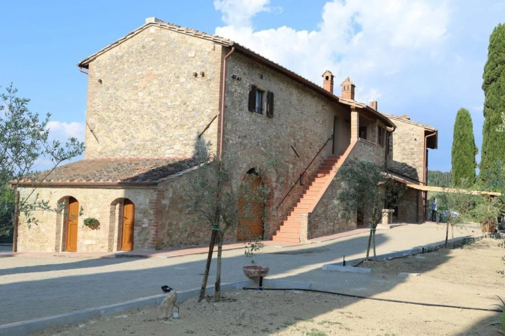 Tenuta Sovestro - Agriturismo e winery