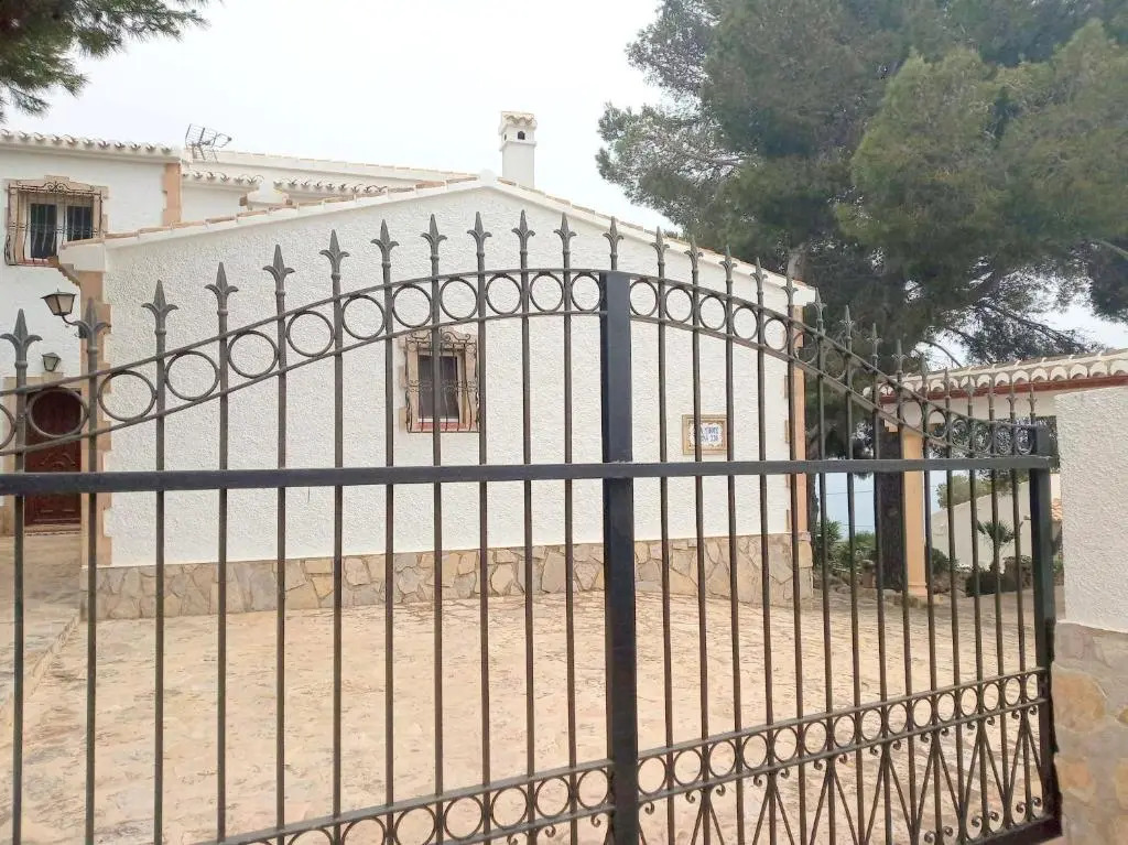 0125 Villa La Marina