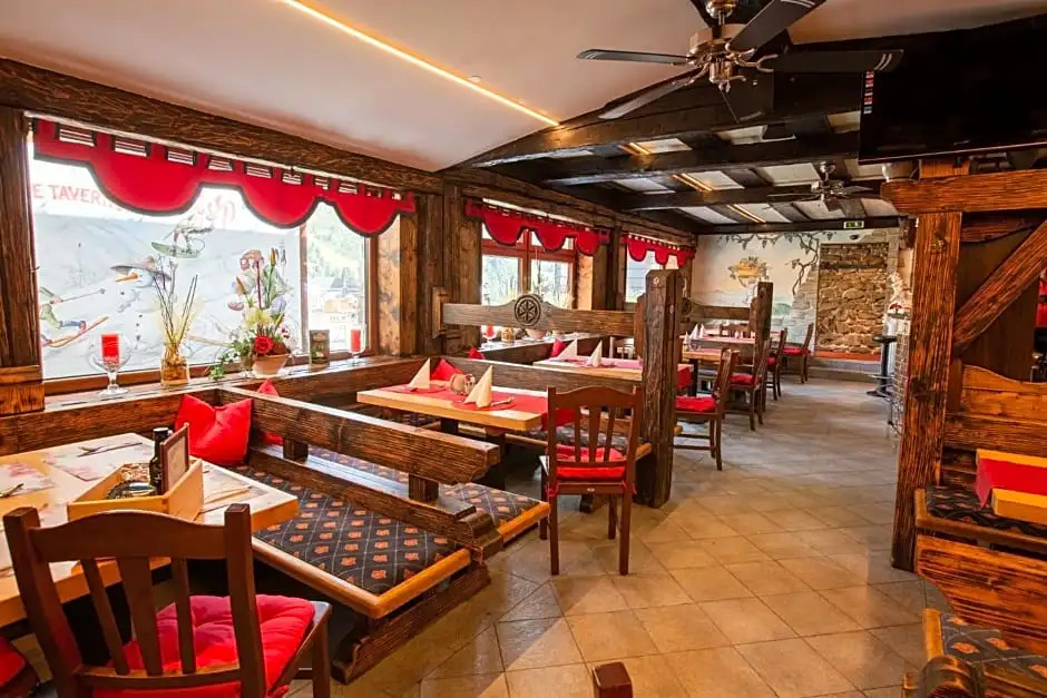 Party Hotel Taverne