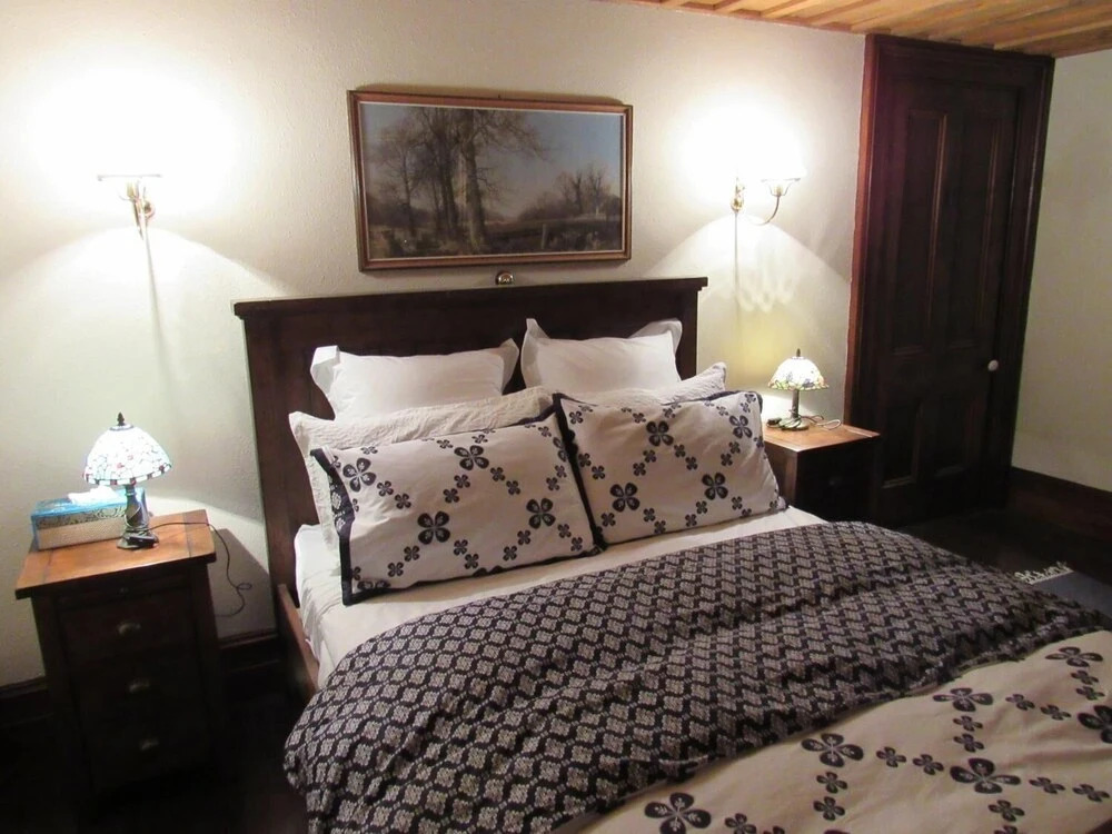Holland House Bed And Breakfast