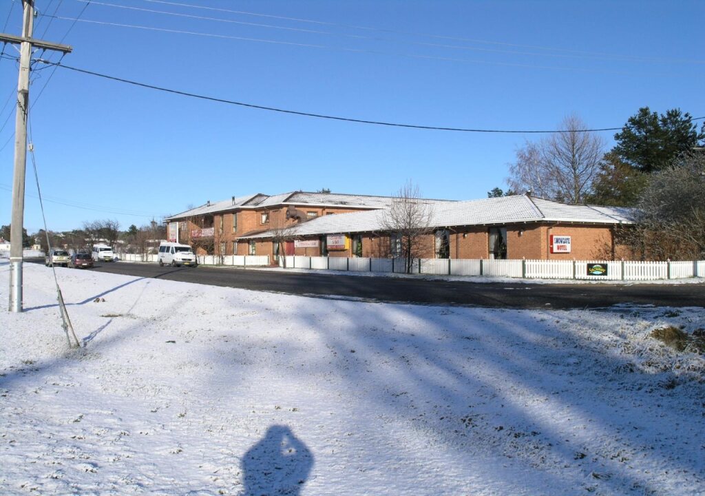 Snowgate Motel