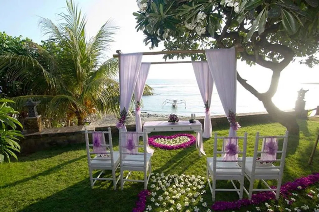 Relax Beach Resort Candidasa