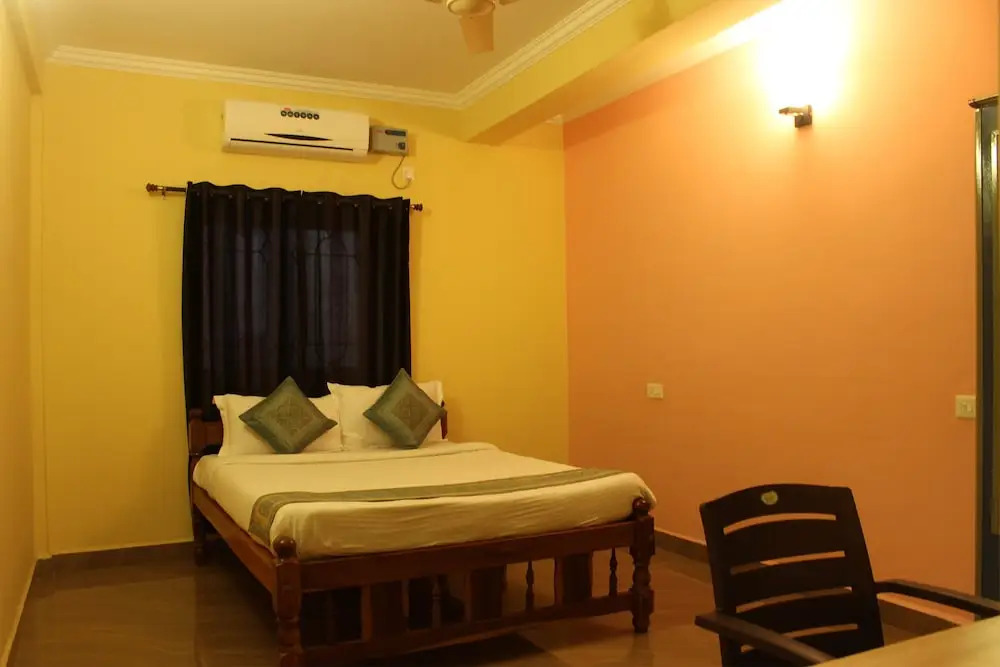 OYO 9211 Home Party Place 2 BHK Candolim